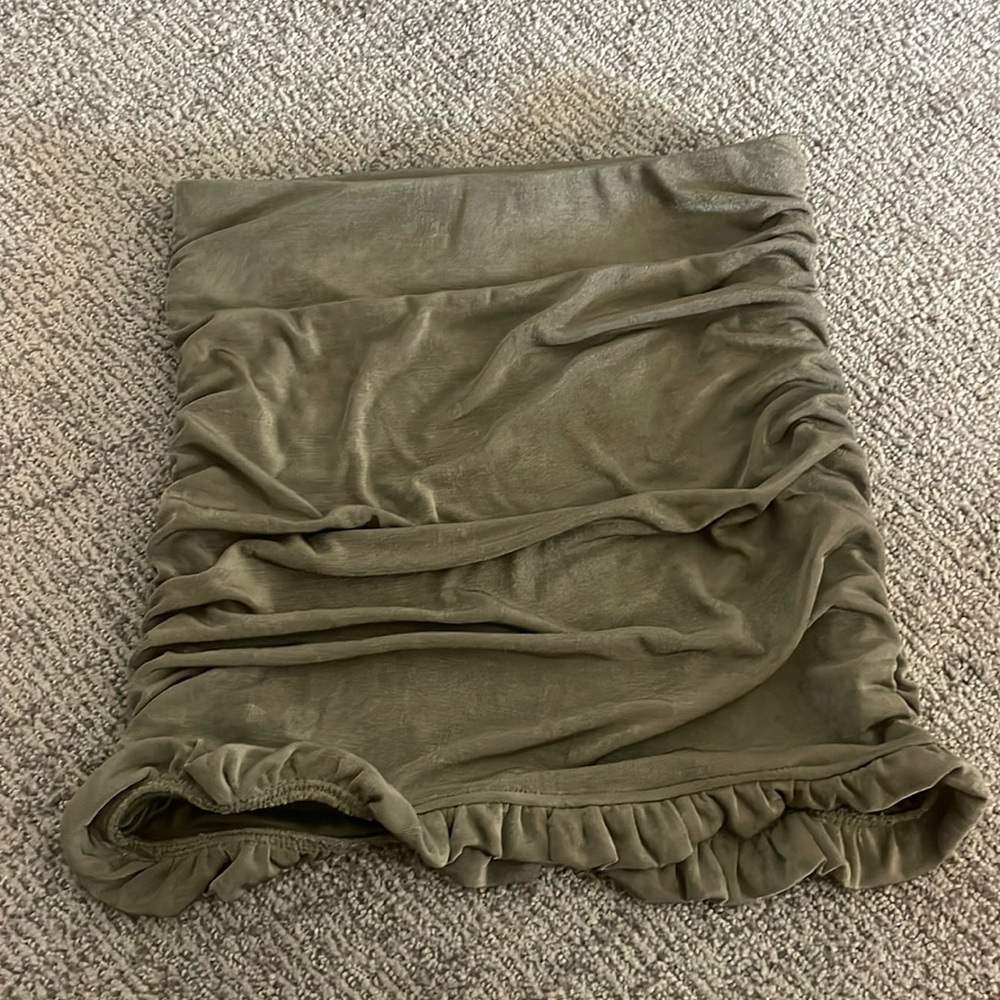 Green body con skirt
